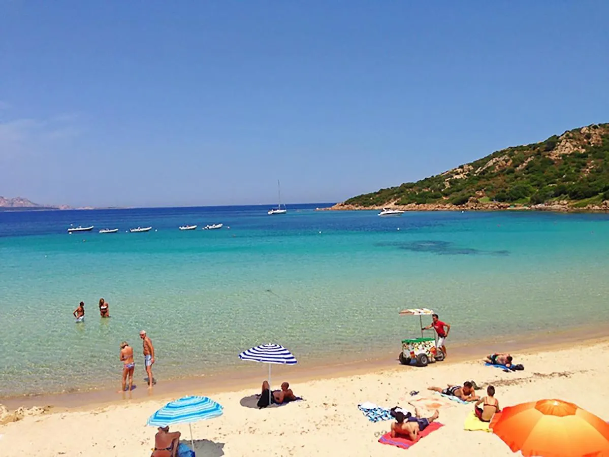 A Pochi Passi Dal Mare - Baja Sardinia Apartment